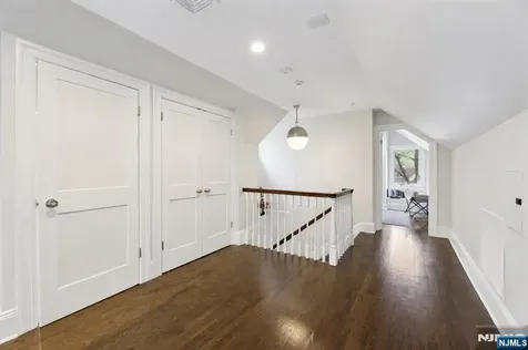 14 Old Smith Road Tenafly NJ 07670
