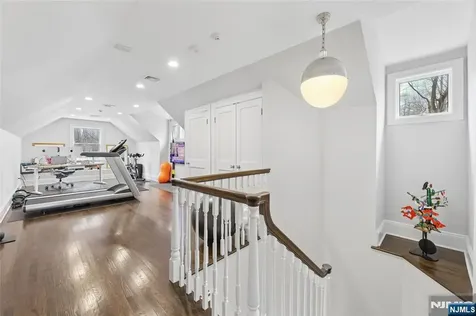 14 Old Smith Road Tenafly NJ 07670