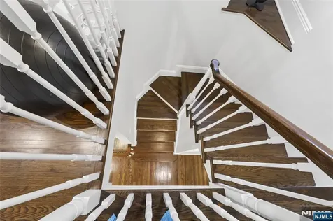 14 Old Smith Road Tenafly NJ 07670