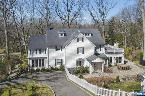 14 Old Smith Road Tenafly NJ 07670