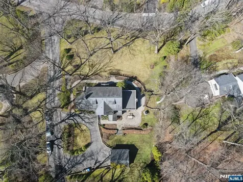 14 Old Smith Road Tenafly NJ 07670