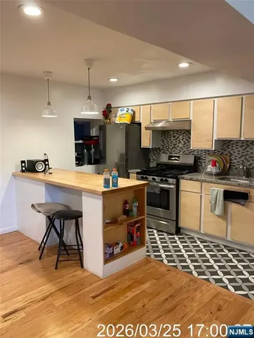 38 Delancy Street Newark NJ 07105