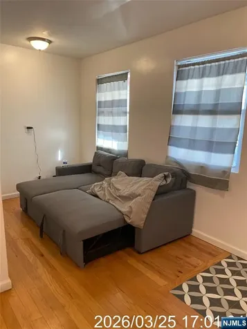 38 Delancy Street Newark NJ 07105