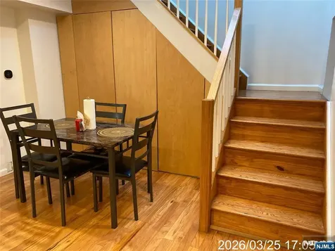 38 Delancy Street Newark NJ 07105