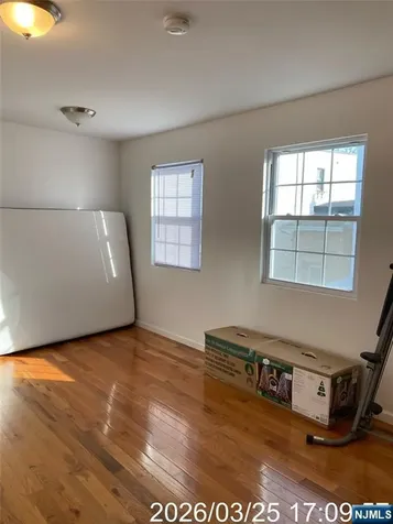 38 Delancy Street Newark NJ 07105