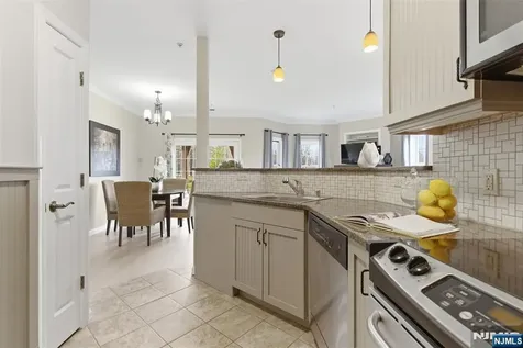 2 Pine Crescent Vernon NJ 07462
