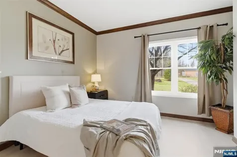 2 Pine Crescent Vernon NJ 07462