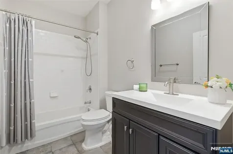 2 Pine Crescent Vernon NJ 07462