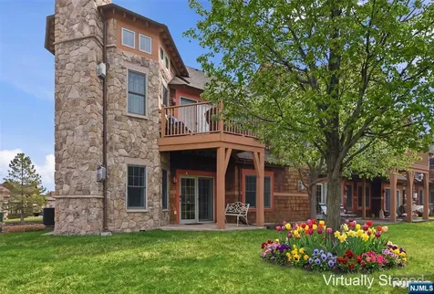2 Pine Crescent Vernon NJ 07462