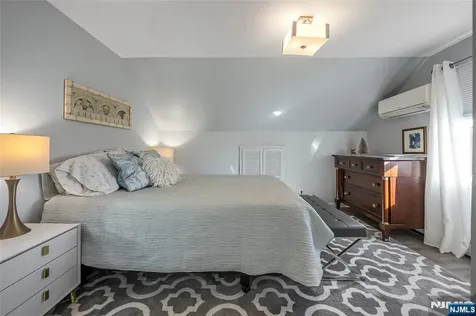 18 Barker Avenue Hawthorne NJ 07506
