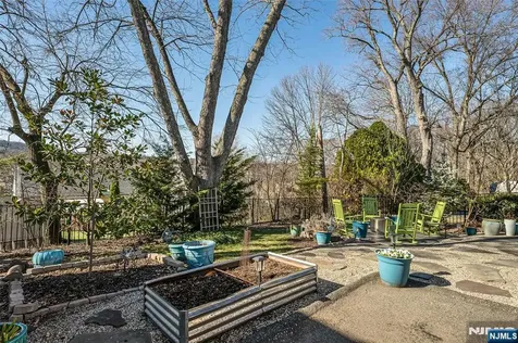 18 Barker Avenue Hawthorne NJ 07506