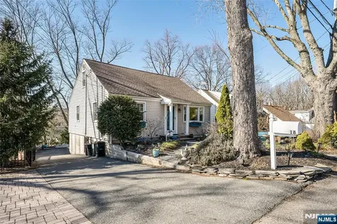 18 Barker Avenue Hawthorne NJ 07506