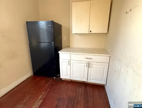66 Scheerer Newark NJ 07112
