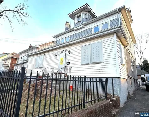 66 Scheerer Newark NJ 07112