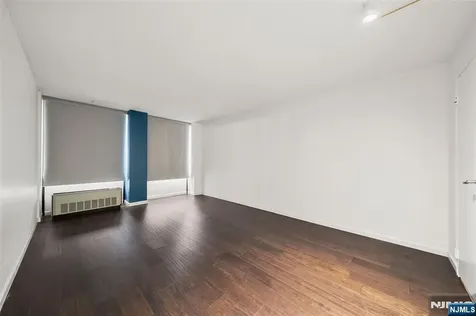 300 Winston Cliffside Park NJ 07010