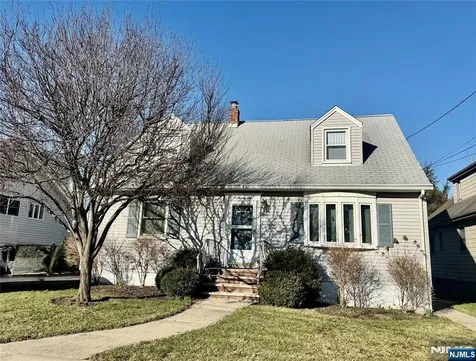 689 Linden Avenue Ridgefield NJ 07657