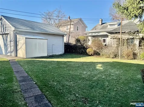 689 Linden Avenue Ridgefield NJ 07657