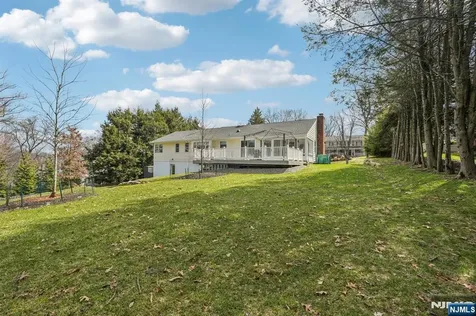 300 Briarwood Drive Wyckoff NJ 07481