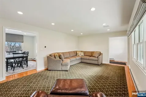 300 Briarwood Drive Wyckoff NJ 07481