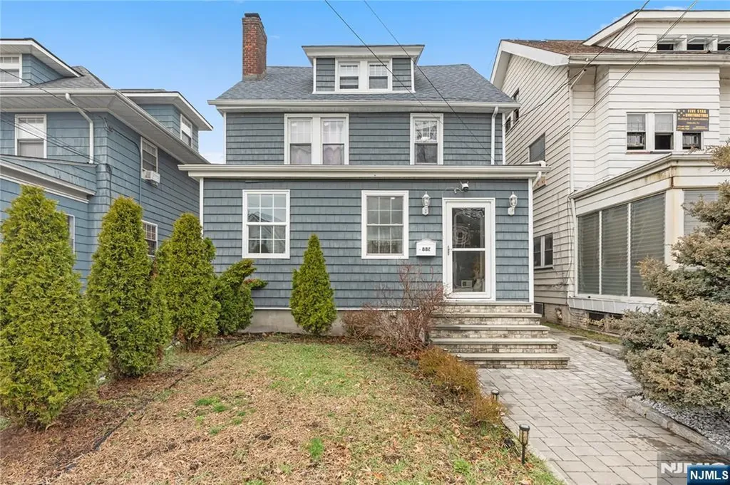 886-888 Degraw Avenue Newark NJ 07104
