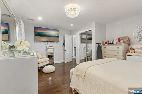 886-888 Degraw Avenue Newark NJ 07104