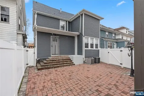 886-888 Degraw Avenue Newark NJ 07104