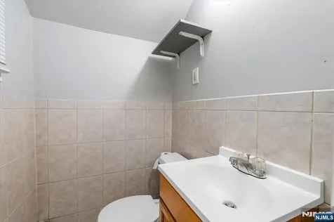 2 Francisco Avenue Little Falls NJ 07424