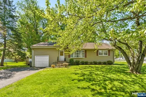2 Francisco Avenue Little Falls NJ 07424