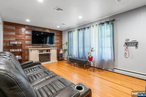 2 Francisco Avenue Little Falls NJ 07424