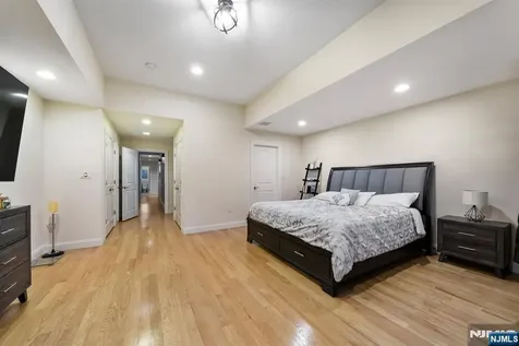 220B Glen Avenue Palisades Park NJ 07650
