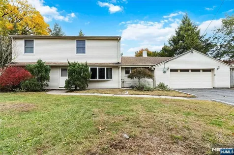 366 E Spring Valley Road Paramus NJ 07652