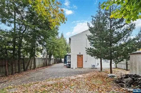 366 E Spring Valley Road Paramus NJ 07652