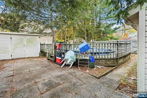 366 E Spring Valley Road Paramus NJ 07652