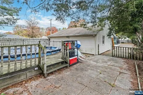 366 E Spring Valley Road Paramus NJ 07652