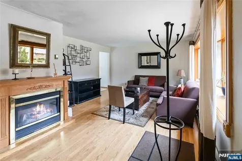 366 E Spring Valley Road Paramus NJ 07652