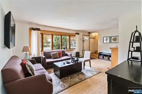 366 E Spring Valley Road Paramus NJ 07652