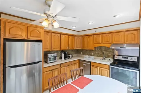 366 E Spring Valley Road Paramus NJ 07652