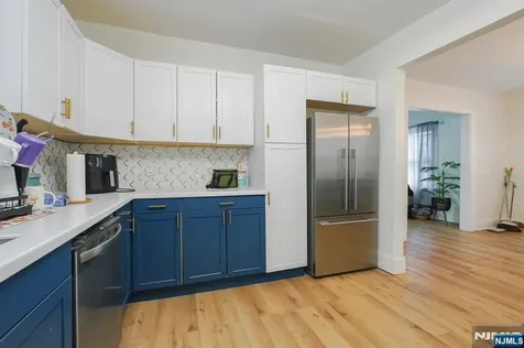 130 Elmwood Avenue East Orange NJ 07018