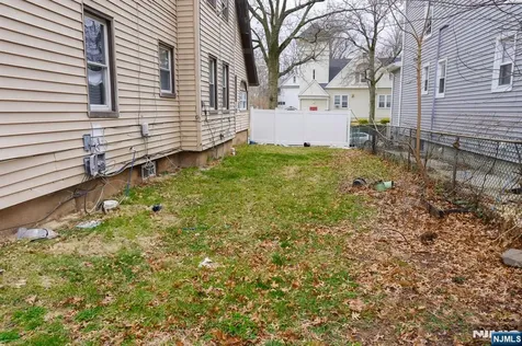 130 Elmwood Avenue East Orange NJ 07018