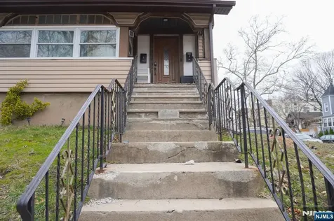 130 Elmwood Avenue East Orange NJ 07018