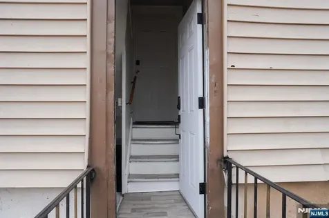 130 Elmwood Avenue East Orange NJ 07018