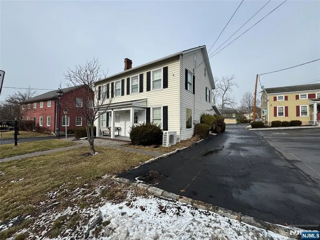 2087 Burnt Mills Road Bedminster NJ 07921