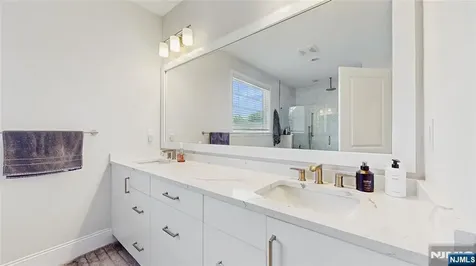 7 Saint Andrews Circle River Vale NJ 07675