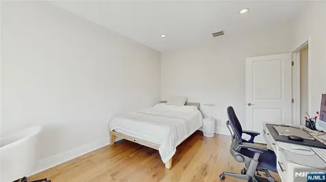 7 Saint Andrews Circle River Vale NJ 07675