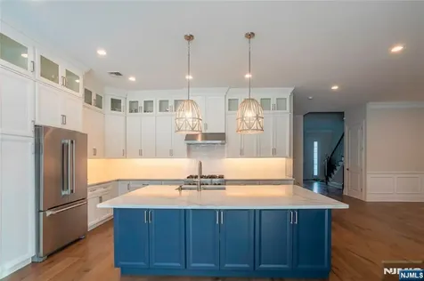7 Saint Andrews Circle River Vale NJ 07675