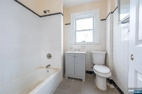 153 Augusta Street Irvington NJ 07111