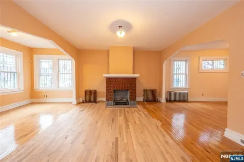 153 Augusta Street Irvington NJ 07111