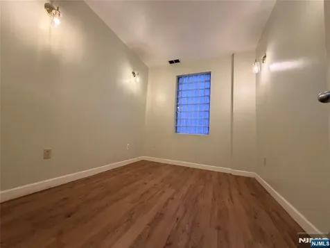 516 51st Street West New York NJ 07093
