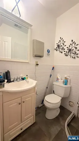 516 51st Street West New York NJ 07093