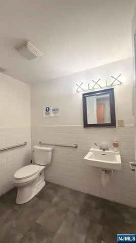 516 51st Street West New York NJ 07093